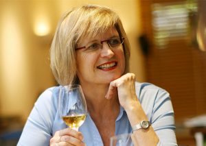 Jancis Robinson | Winepedia